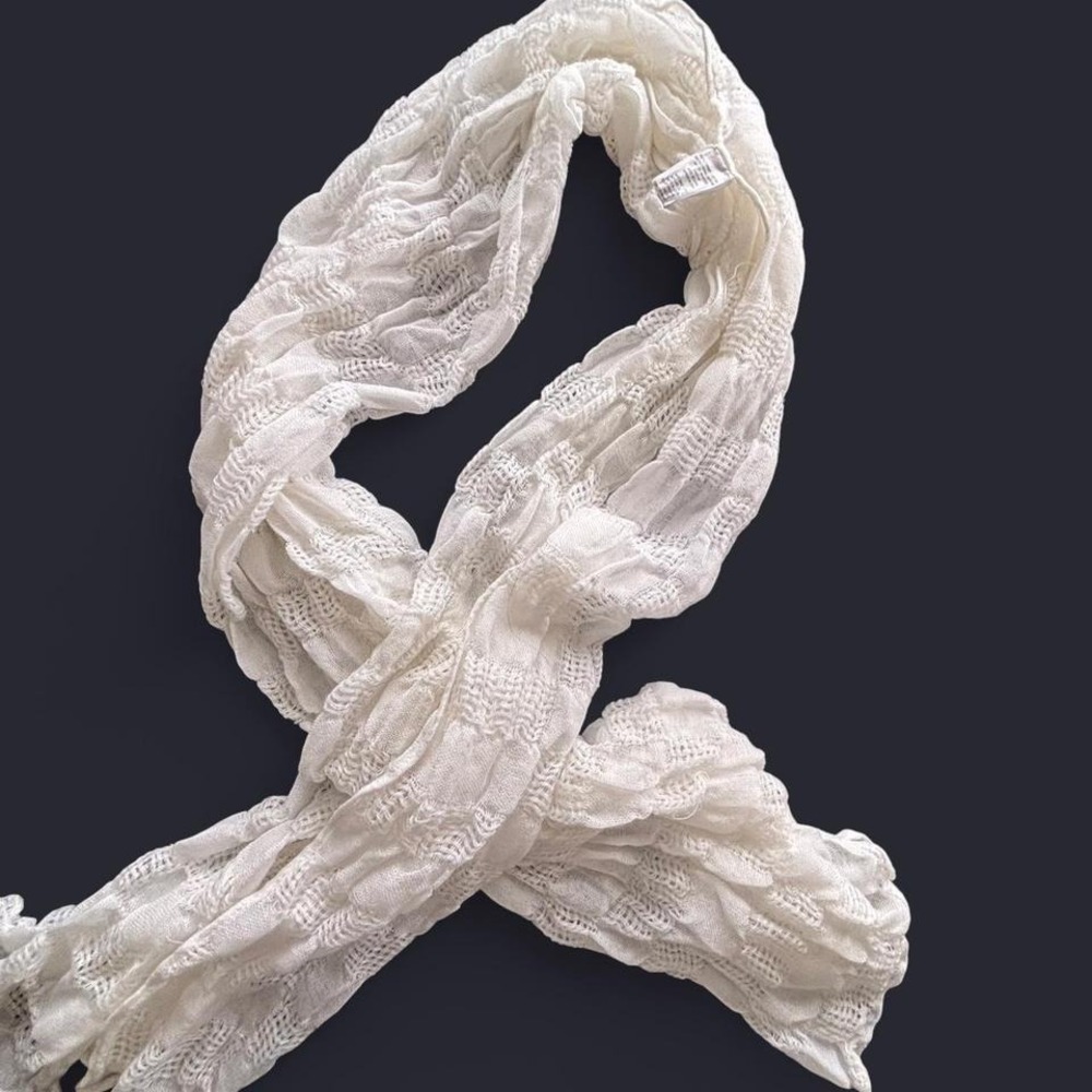 Target LIght Cream Lace Scarf with Ruffles